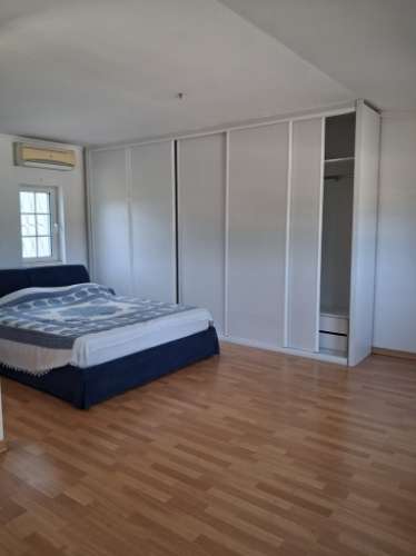 MORADIA T8 PARA VENDA