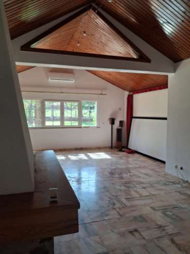 MORADIA T8 PARA VENDA