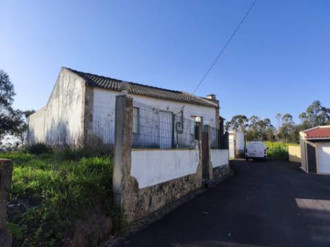 Moradia térrea para restauro