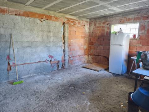 Moradia térrea para restauro