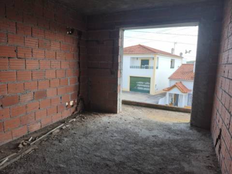Moradia T3 em construção