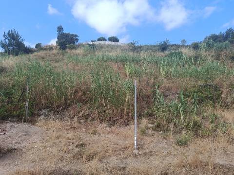 Terreno Urbano em zona privilegiada de Torres Vedras