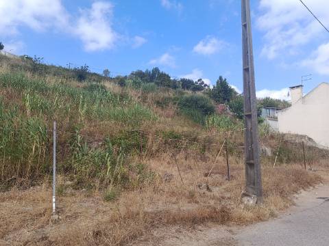 Terreno Urbano em zona privilegiada de Torres Vedras