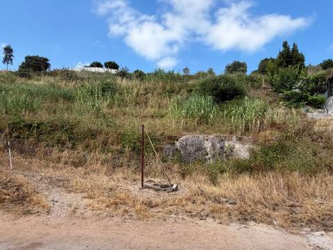 Terreno Urbano em zona privilegiada de Torres Vedras