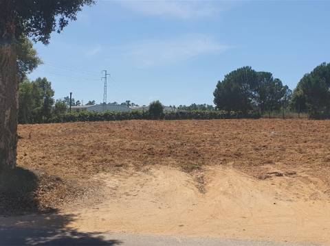 Terreno para construção de moradia térrea