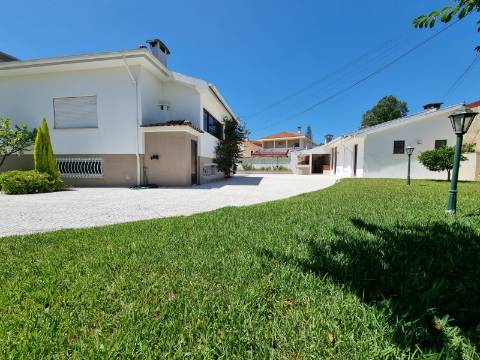 Moradia T5 no centro da cidade de Águeda