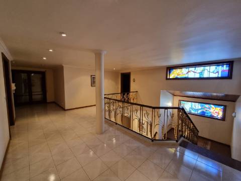 Moradia T5 no centro da cidade de Águeda