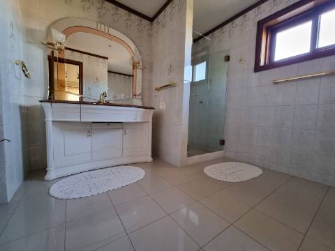 Moradia T5 no centro da cidade de Águeda