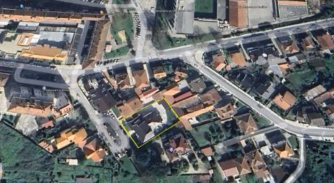 Moradia T5 no centro da cidade de Águeda