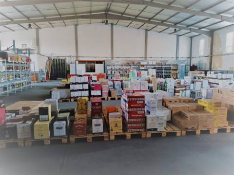 Trespasse de negócio de bebidas e café.