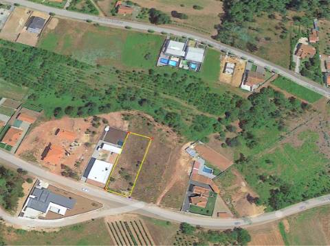 Terreno no Vale das Figueiras
