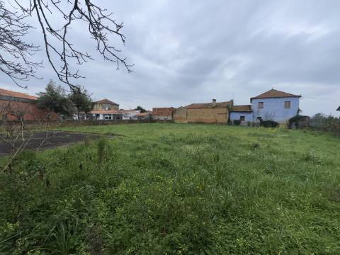 Moradia em Aguada de Baixo