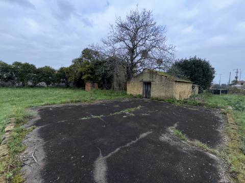 Moradia em Aguada de Baixo