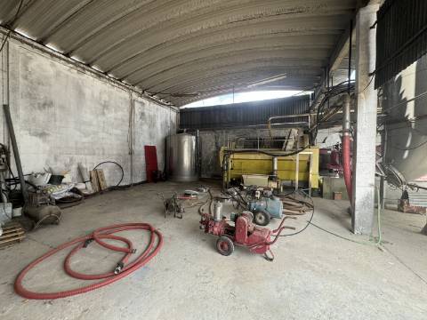 Adega em Fazendas de Almeirim