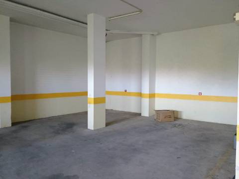 Garagem em Santarém