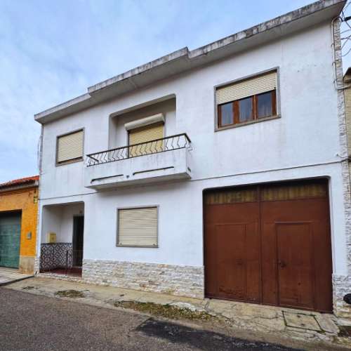 Moradia T4 em Alpiarça