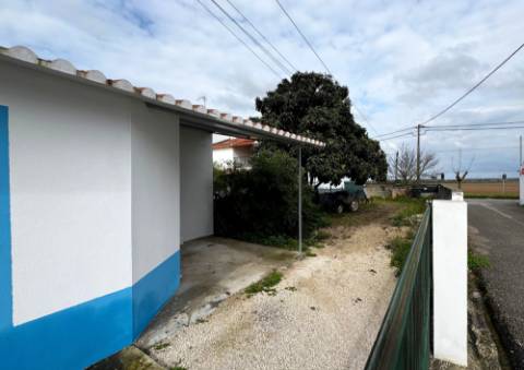 Moradia T2 em Benfica do Ribatejo