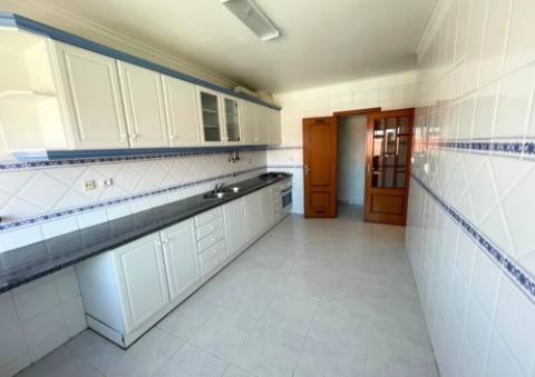 Apartamento T3 em Santarém