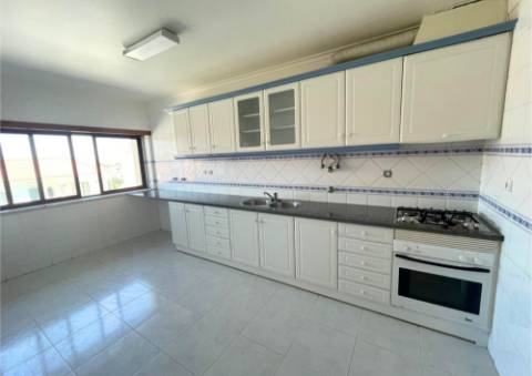 Apartamento T3 em Santarém