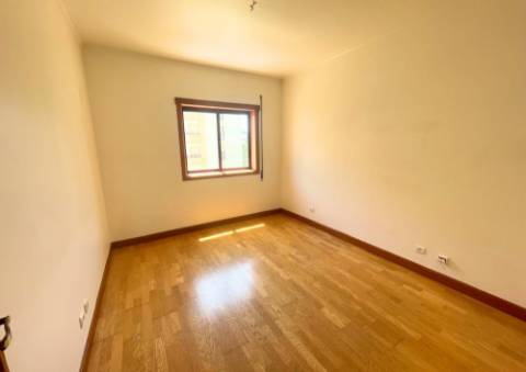 Apartamento T3 em Santarém