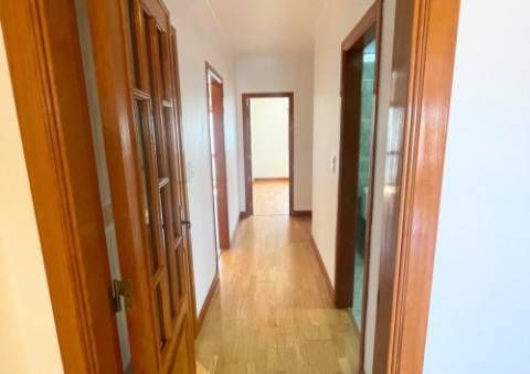 Apartamento T3 em Santarém