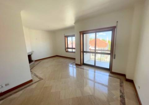Apartamento T3 em Santarém