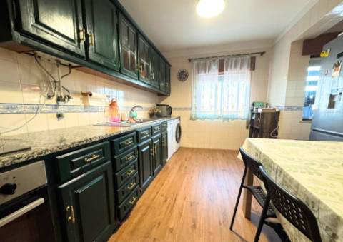 Apartamento T4 em Alpiarça