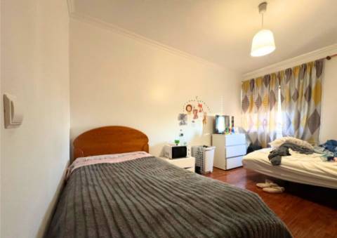 Apartamento T4 em Alpiarça