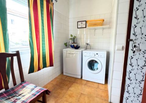 Apartamento T2 (rés do chão) em Almeirim