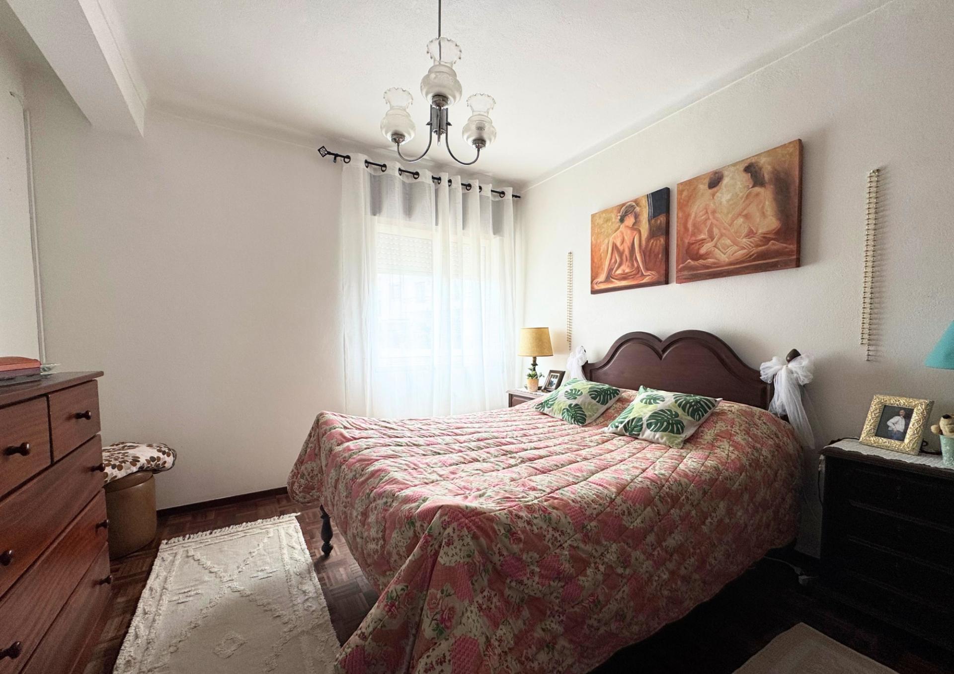 Apartamento T2 (rés do chão) em Almeirim