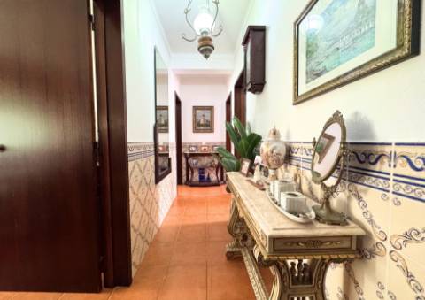 Apartamento T2 (rés do chão) em Almeirim