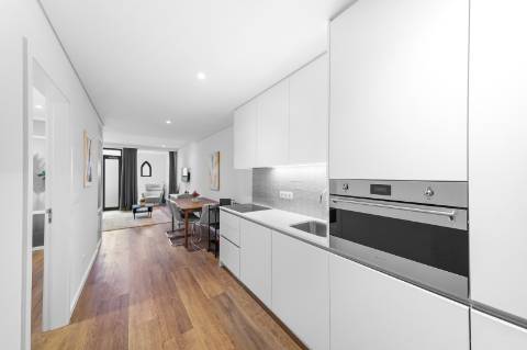 Excelente T1+1 junto a Ponte Dom Luis I na cidade do Porto com Rentabilidade Garantida