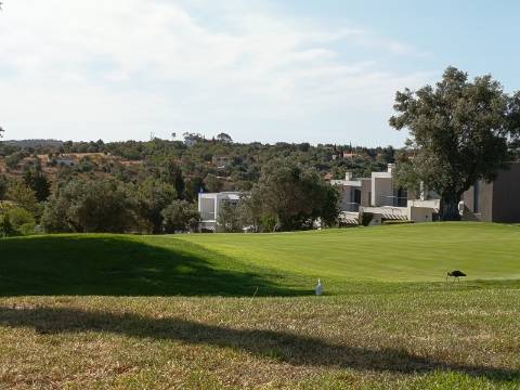 Elegante Moradia V3 inserida num resort exclusivo em Silves