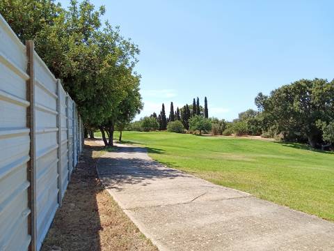 Elegante Moradia V3 inserida num resort exclusivo em Silves