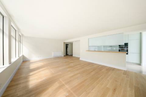 Apartamento T3 em Prédio de Requinte no Porto!