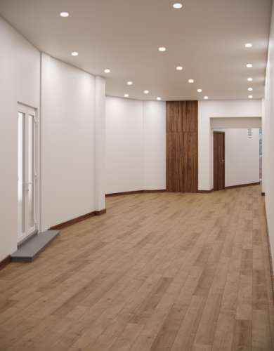 Loja, nova, com 150m² no centro histórico do Porto!