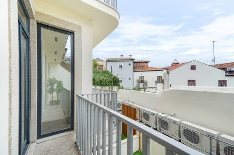 Excelente T2 (T1+T0) junto a Ponte Dom Luis I na cidade do Porto com Rentabilidade Garantida