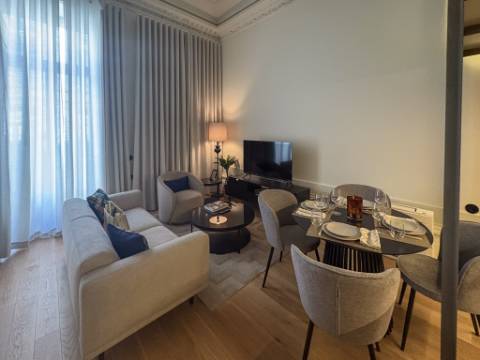 Apartamento T0 com Mezanino, Porto