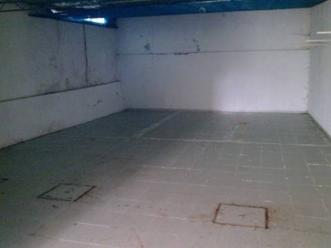 Loja nas imediações da quinta do Covelo!!