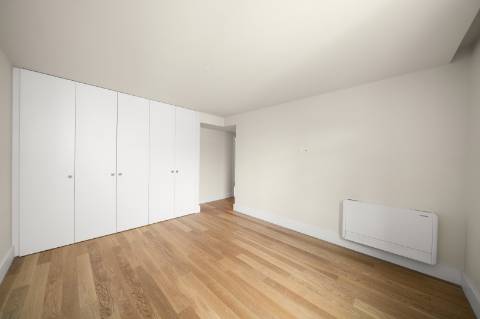 Apartamento T3 em Prédio de Requinte no Porto!