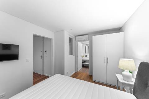 Excelente T1+1 junto a Ponte Dom Luis I na cidade do Porto com Rentabilidade Garantida