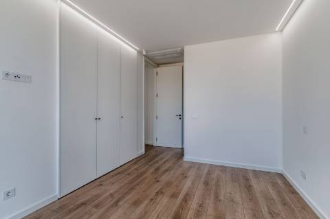 Moradia V3 com piscina privativa e vista mar