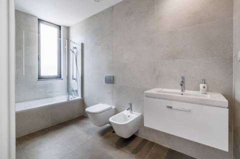 Moradia V3 com piscina privativa e vista mar