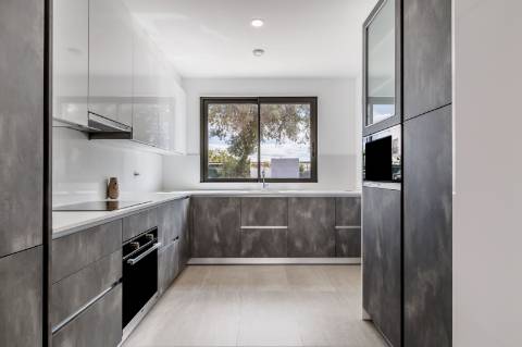 Moradia V3 com piscina privativa e vista mar