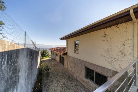 Fantástica Moradia em Amarante - vista panorâmica sobre as serras!