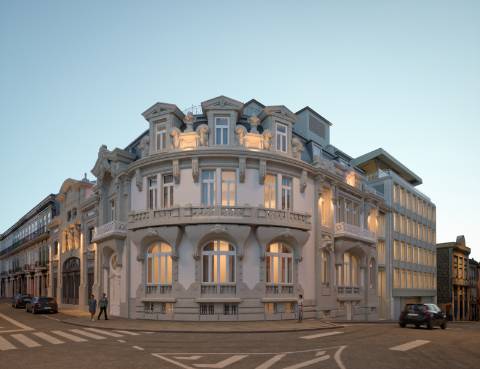 Apartamento T3 em Prédio de Requinte no Porto!