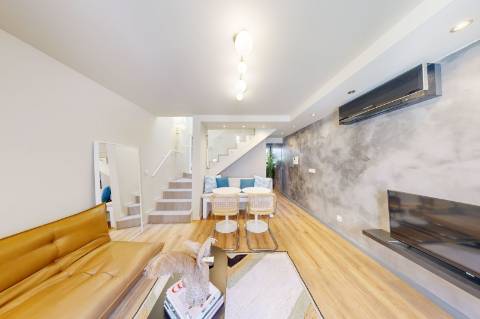 Excelente T2 Triplex renovado no Centro de Lisboa