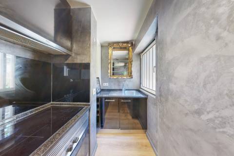 Excelente T2 Triplex renovado no Centro de Lisboa