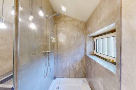 Excelente T2 Triplex renovado no Centro de Lisboa