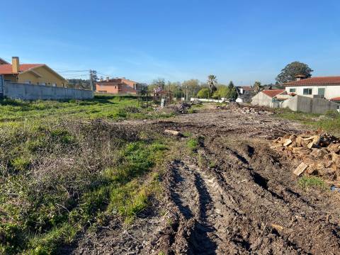 Terreno para construção em Fiães